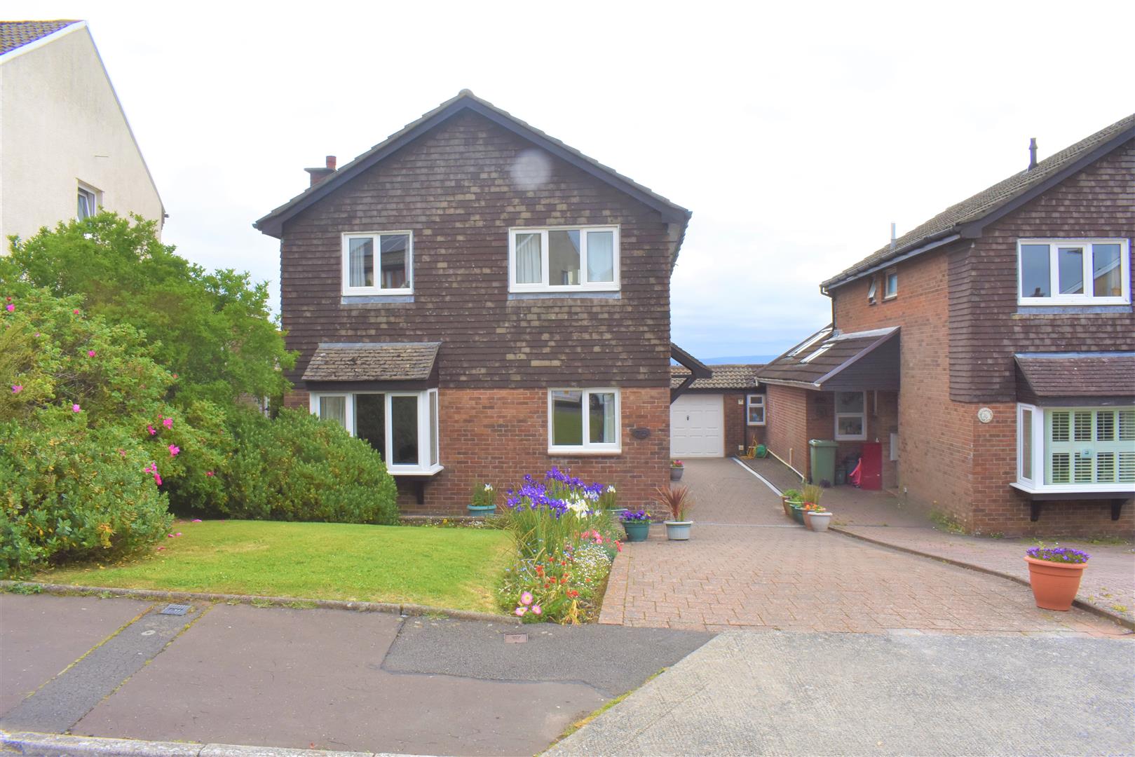 Properties for Sale Dawsons Estate Agents in Swansea and South Wales